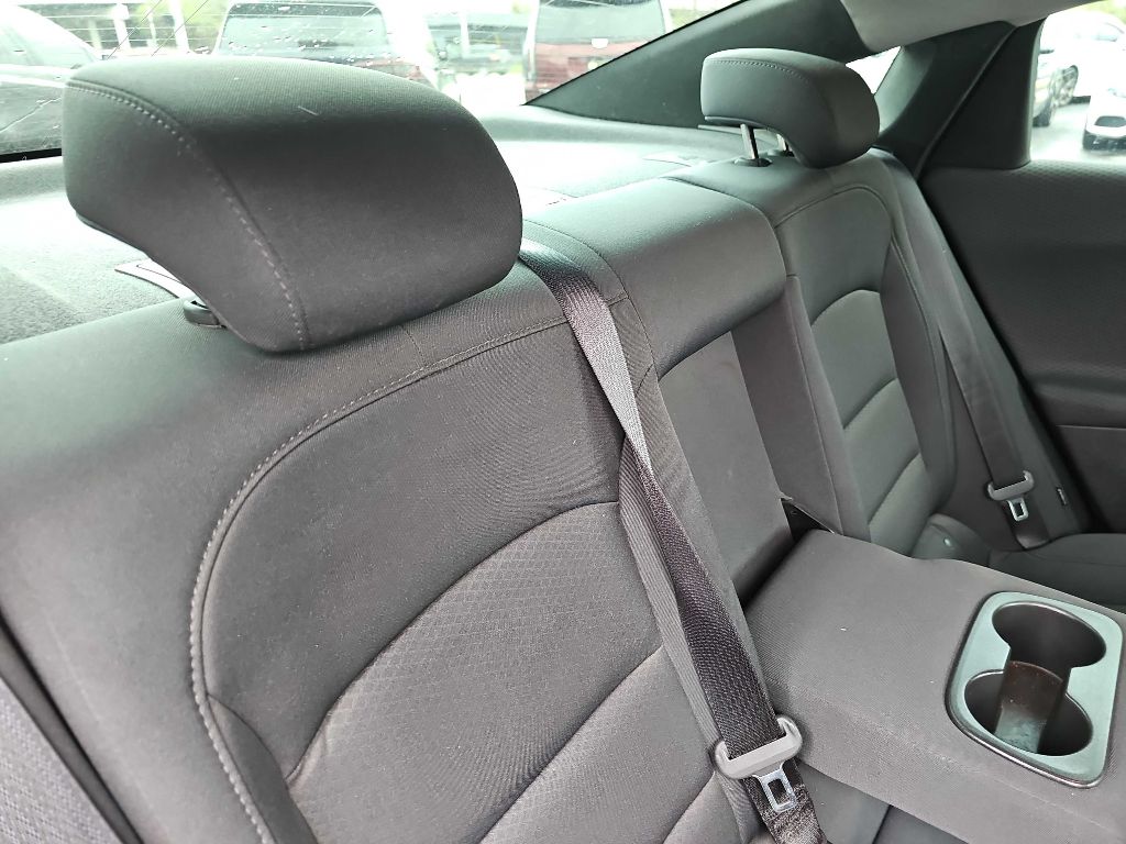 Photo 45 of this CHEVROLET MALIBU LT