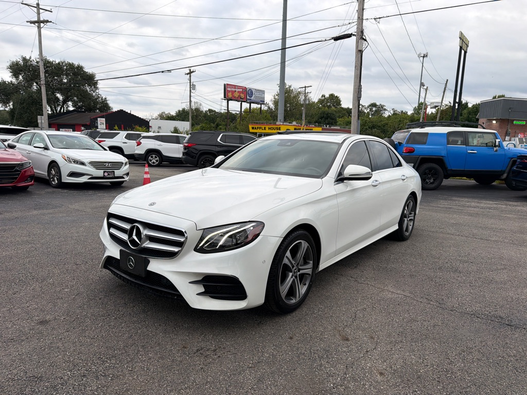 Photo 7 of this MERCEDES-BENZ E300 4MATIC