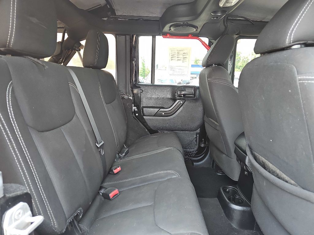 Photo 46 of this JEEP WRANGLER UNLIMI