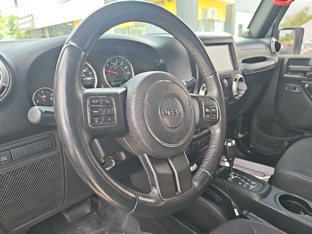 Photo 25 of this JEEP WRANGLER UNLIMI