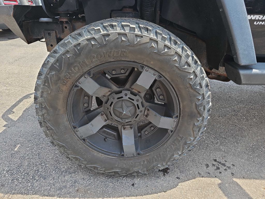 Photo 24 of this JEEP WRANGLER UNLIMI