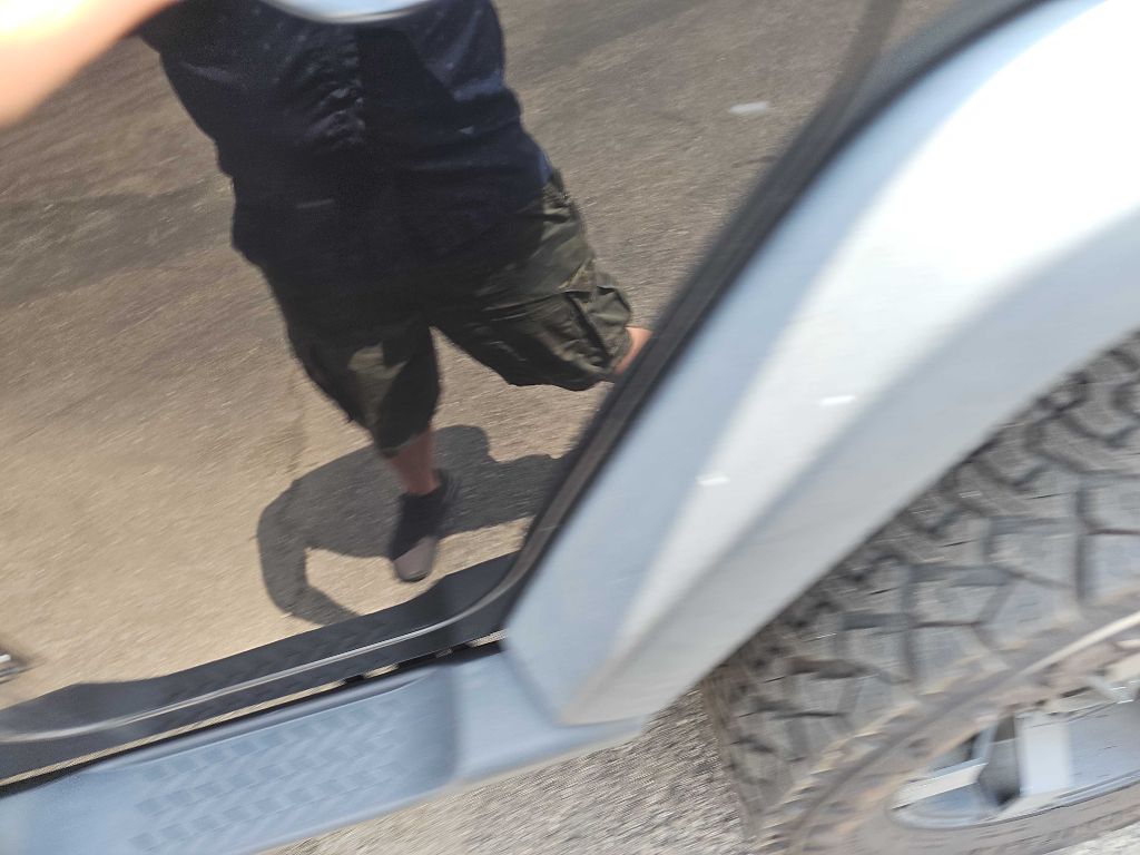 Photo 42 of this JEEP WRANGLER UNLIMI