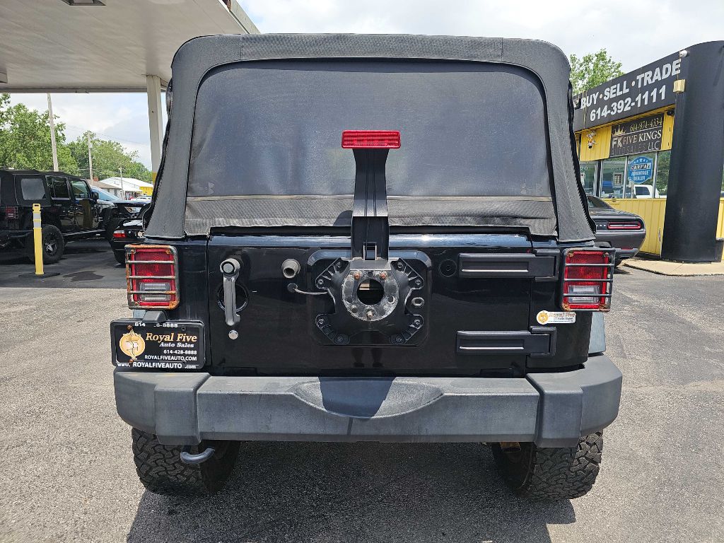 Photo 16 of this JEEP WRANGLER UNLIMI