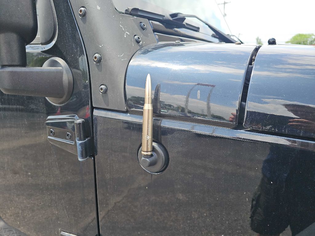 Photo 21 of this JEEP WRANGLER UNLIMI