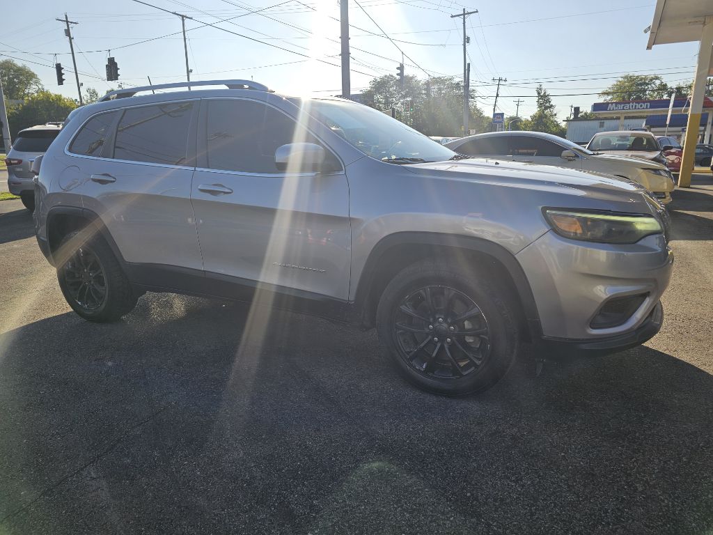 Photo 13 of this JEEP CHEROKEE