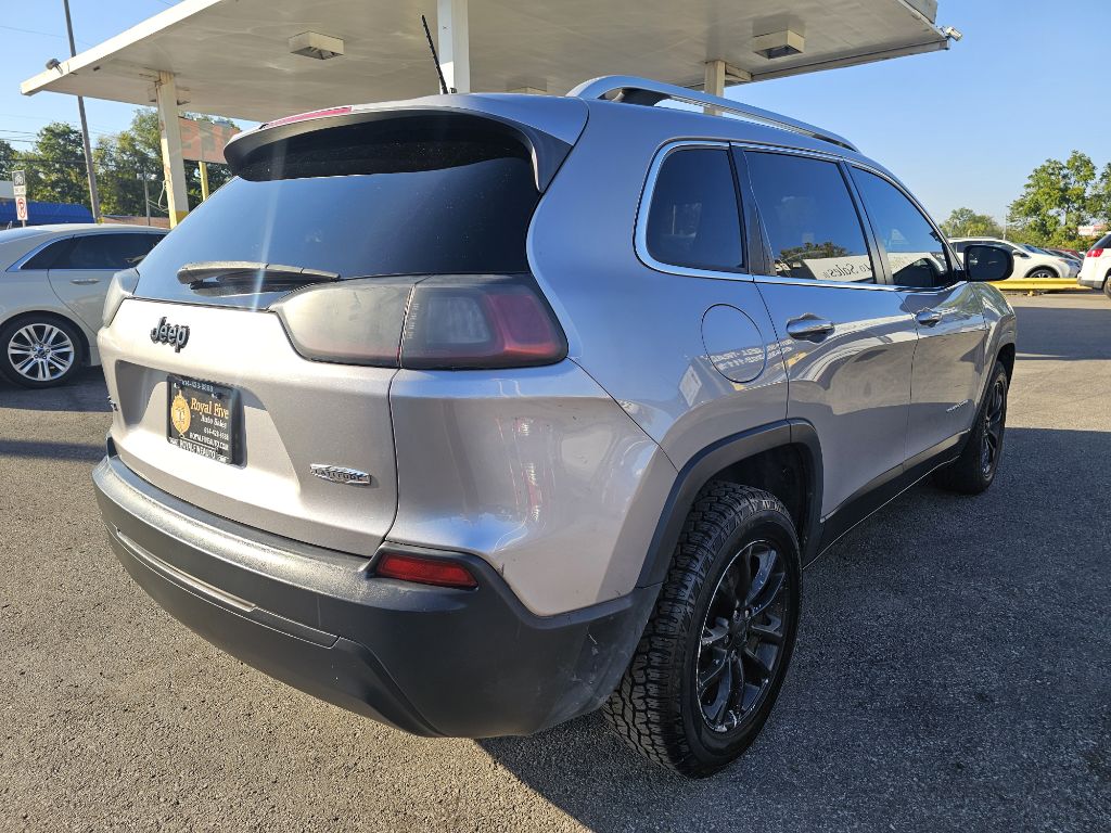 Photo 11 of this JEEP CHEROKEE