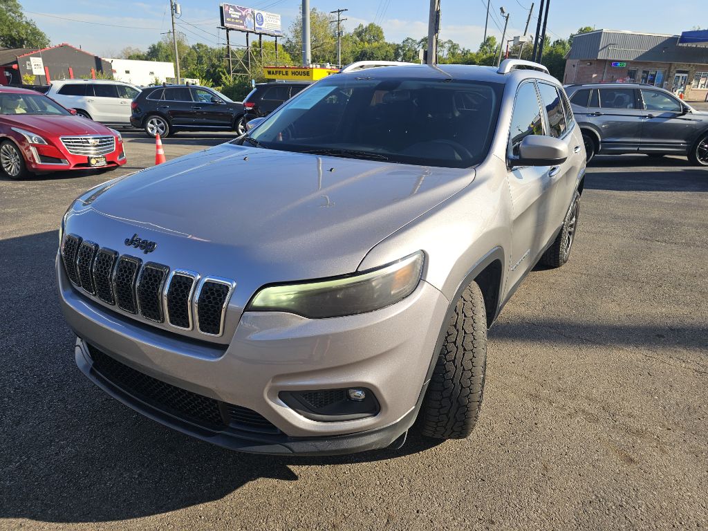 Photo 6 of this JEEP CHEROKEE