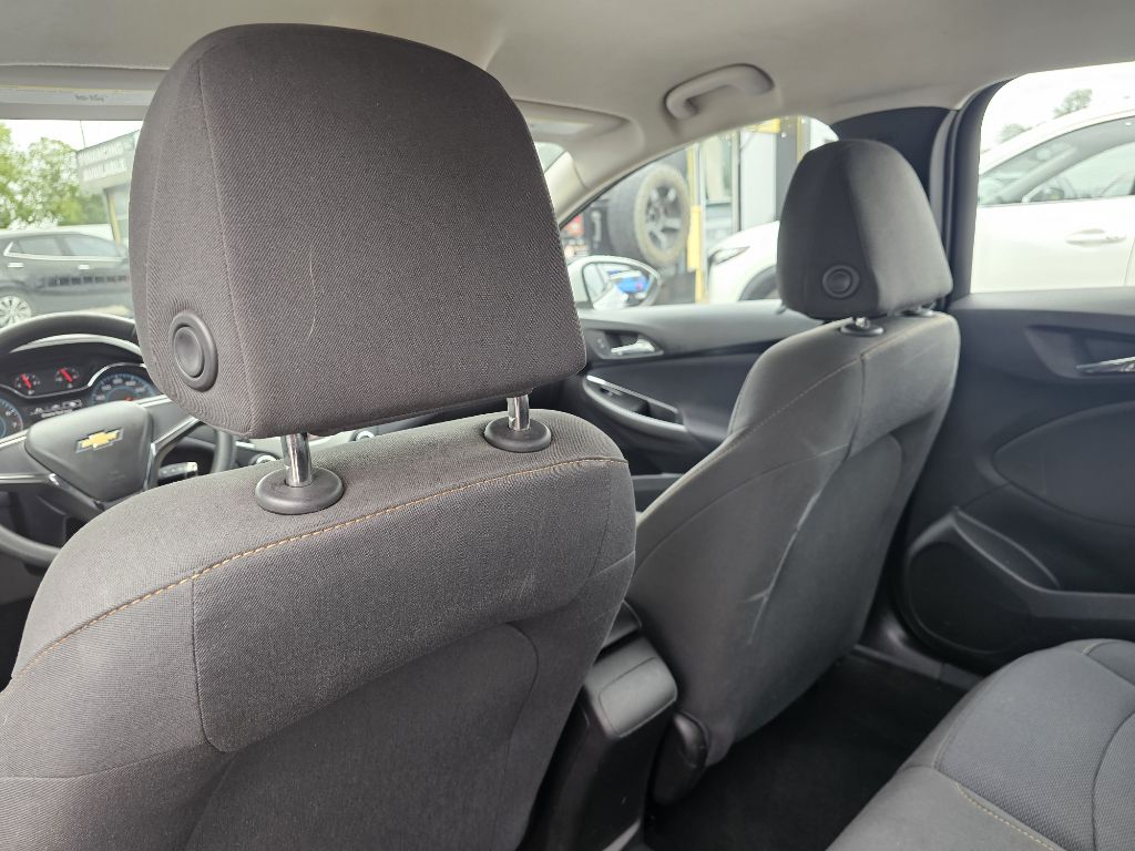 Photo 24 of this CHEVROLET CRUZE LS