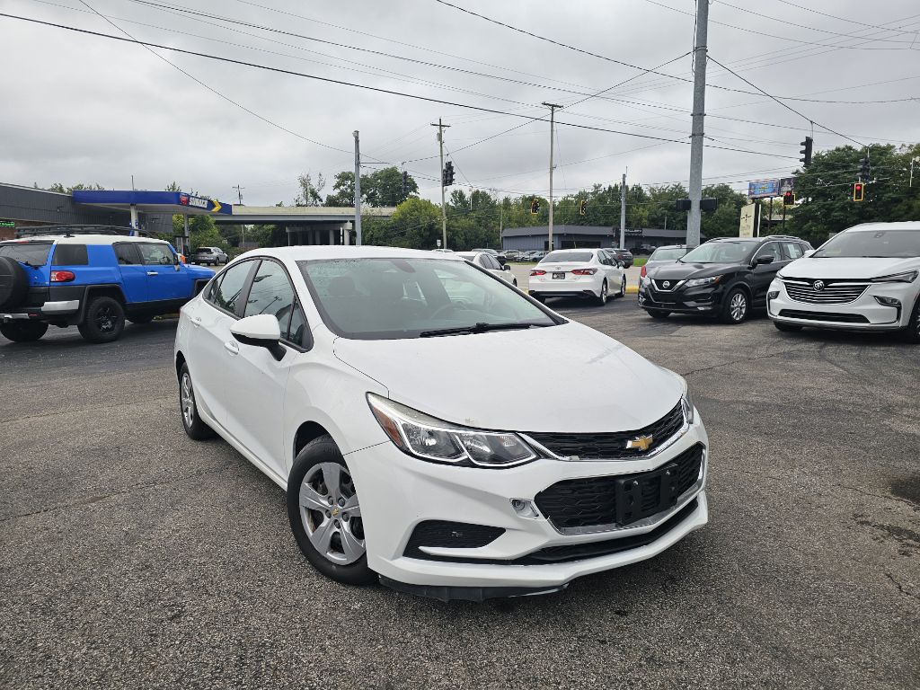 Photo 2 of this CHEVROLET CRUZE LS