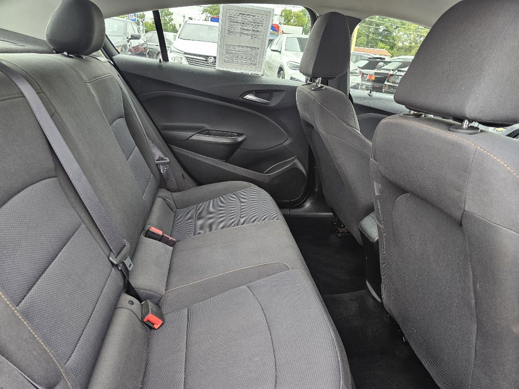 Photo 27 of this CHEVROLET CRUZE LS