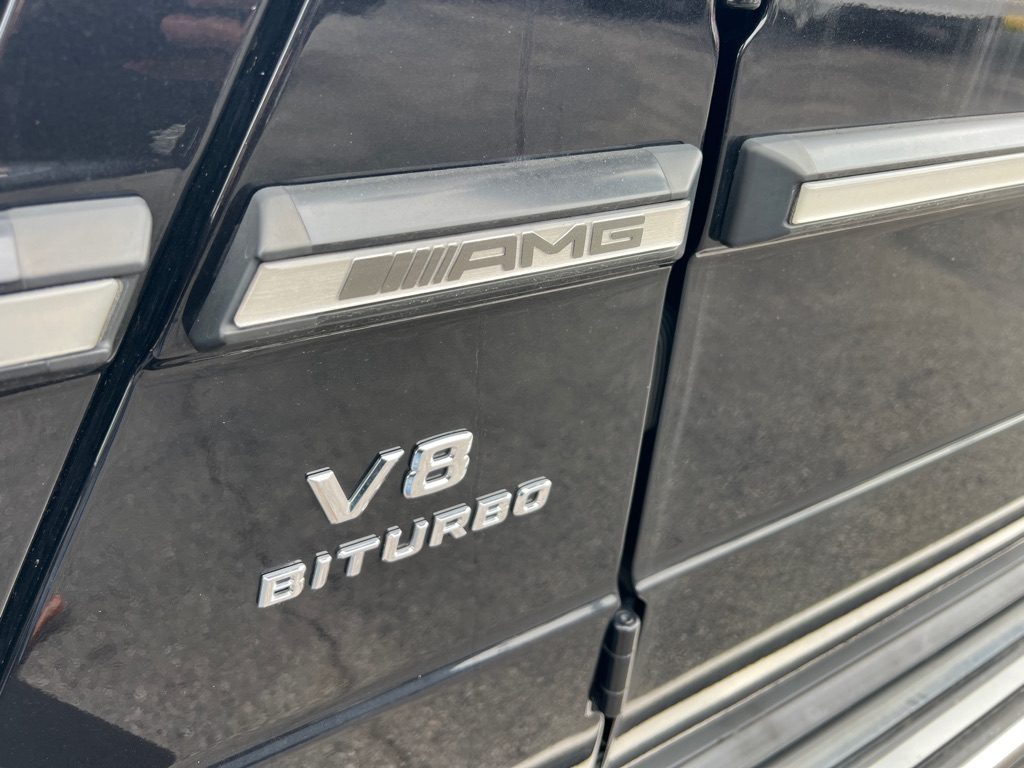 Photo 21 of this MERCEDES-BENZ G63 AMG