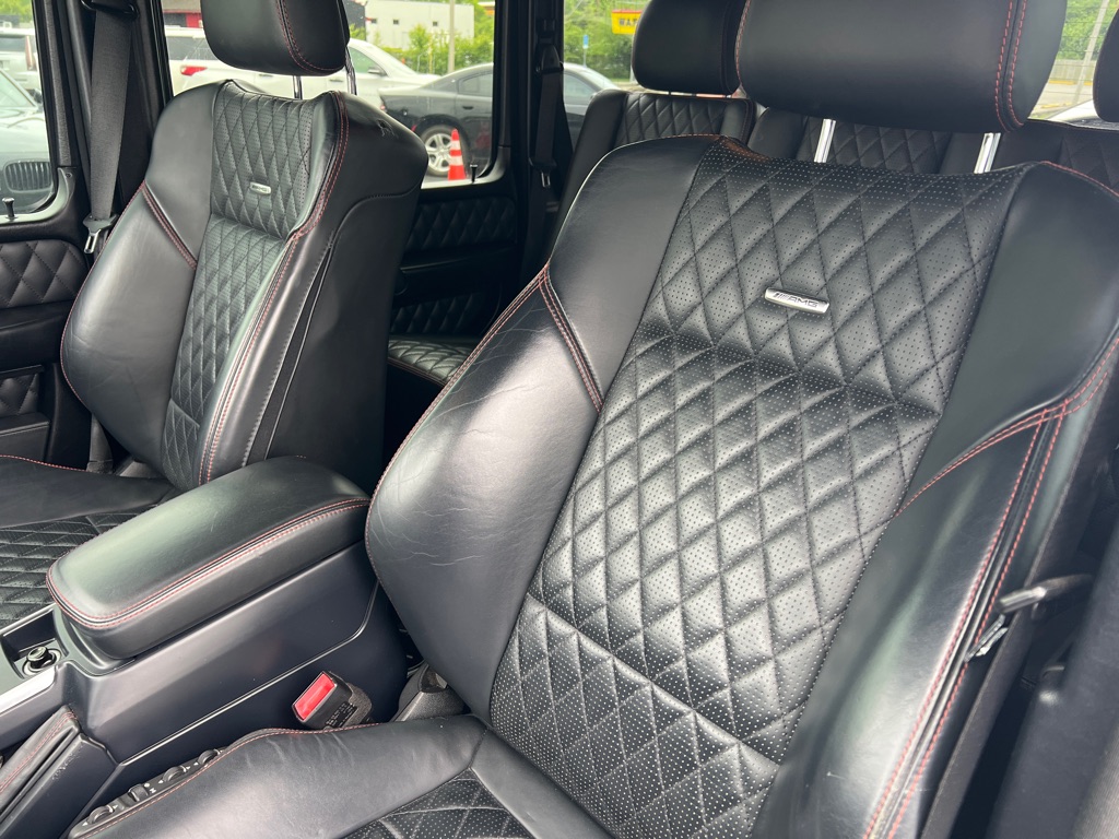 Photo 23 of this MERCEDES-BENZ G63 AMG