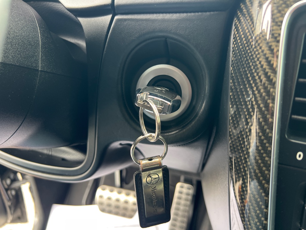 Photo 56 of this MERCEDES-BENZ G63 AMG