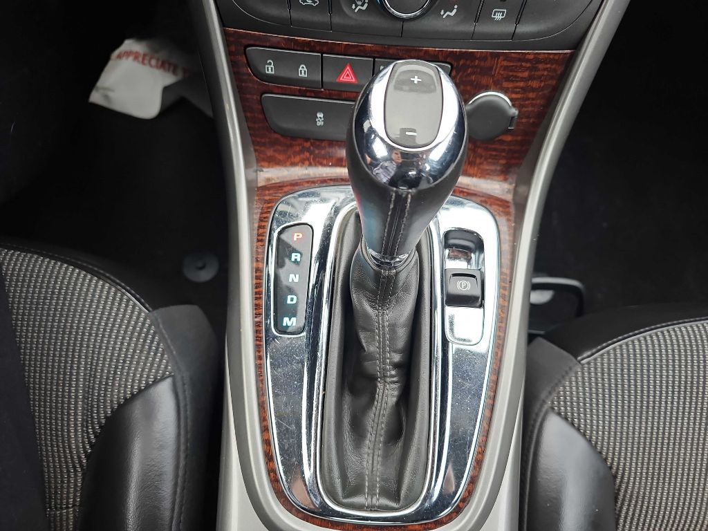 Photo 16 of this CHEVROLET MALIBU