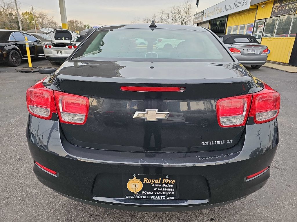 Photo 6 of this CHEVROLET MALIBU