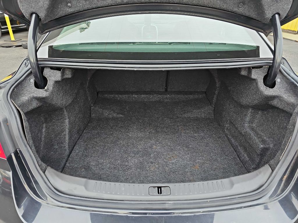 Photo 27 of this CHEVROLET MALIBU