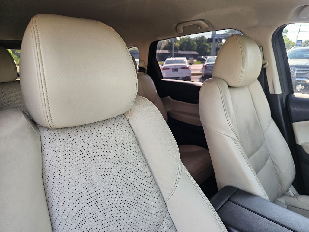 Photo 41 of this MAZDA CX-9 TURING