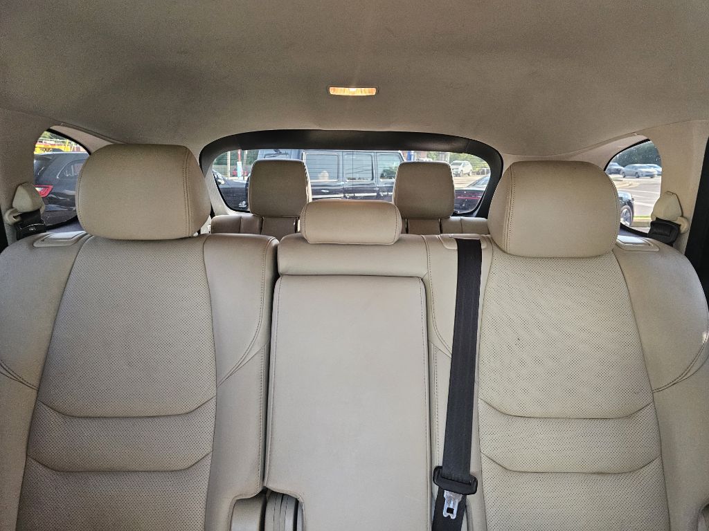Photo 17 of this MAZDA CX-9 TURING