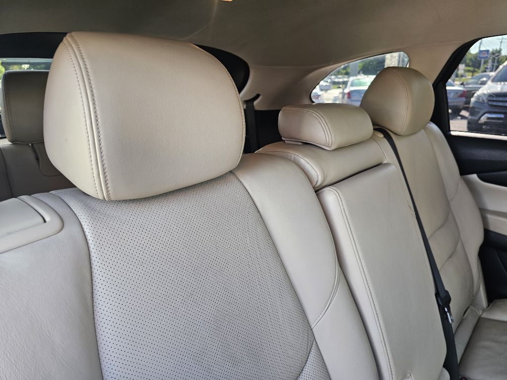 Photo 34 of this MAZDA CX-9 TURING