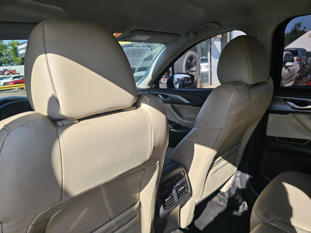 Photo 27 of this MAZDA CX-9 TURING