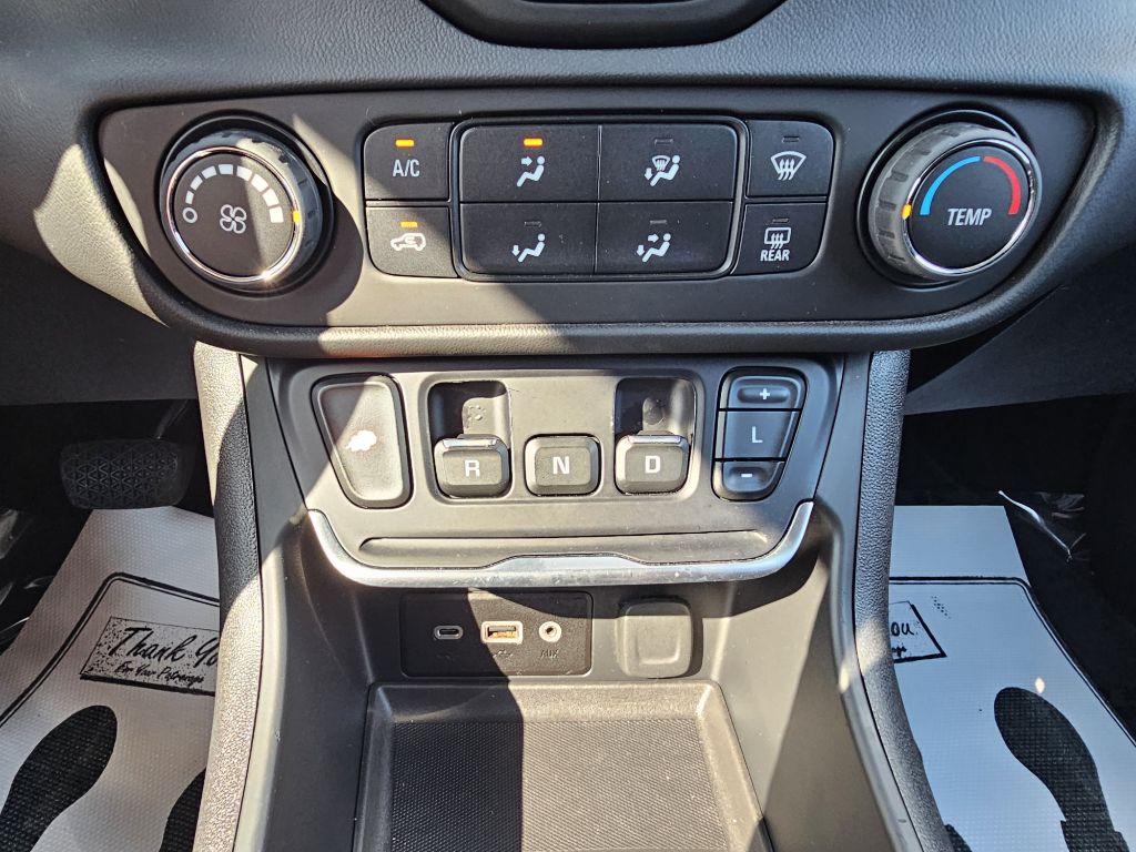 Photo 57 of this GMC TERRAIN SLE