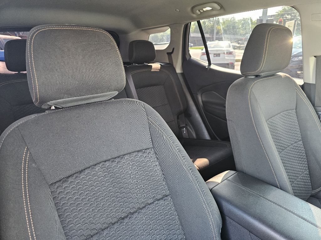 Photo 72 of this GMC TERRAIN SLE