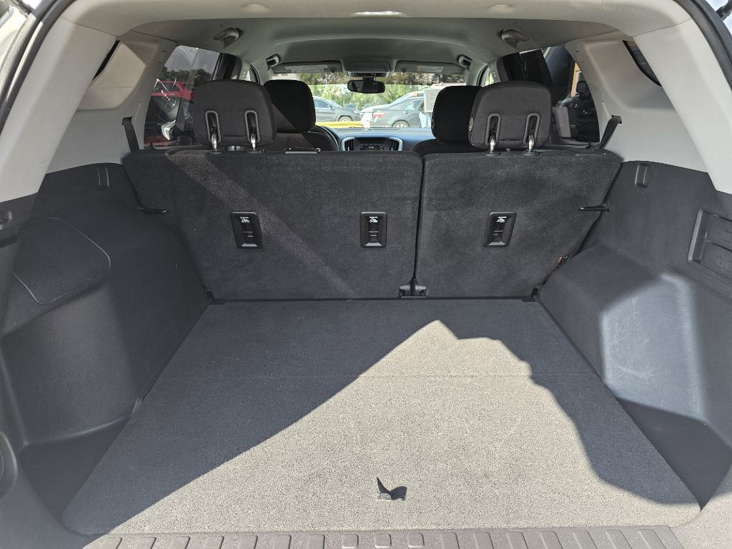Photo 89 of this GMC TERRAIN SLE