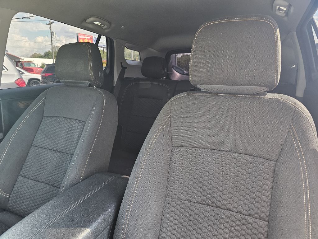 Photo 51 of this GMC TERRAIN SLE