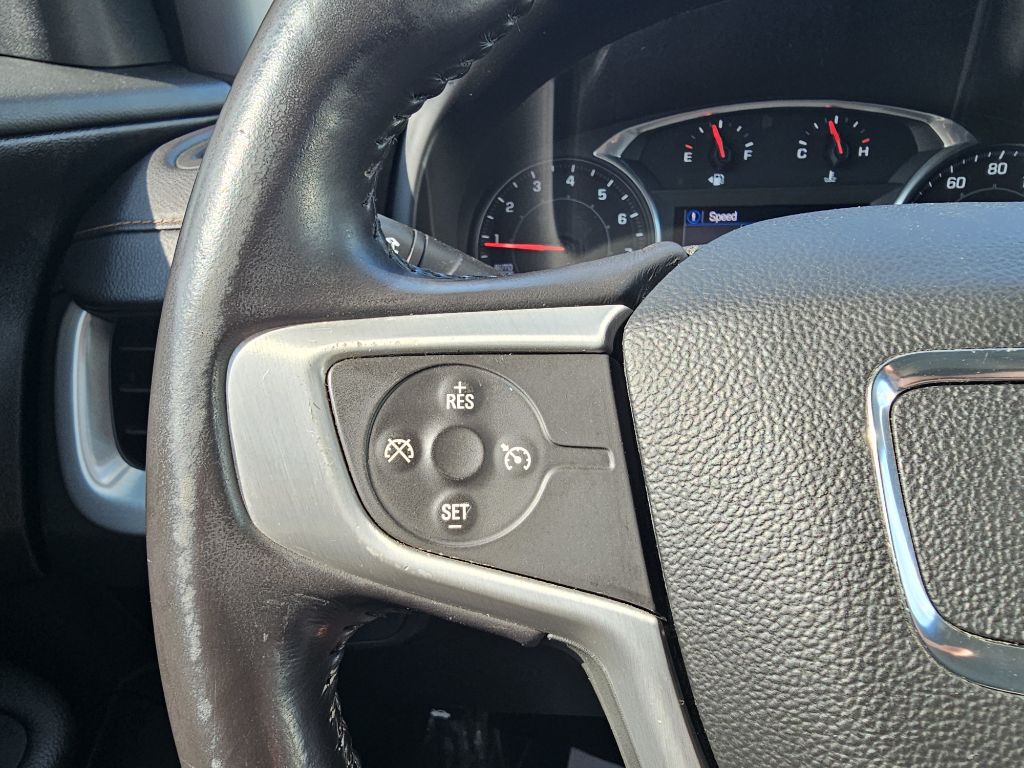 Photo 60 of this GMC TERRAIN SLE