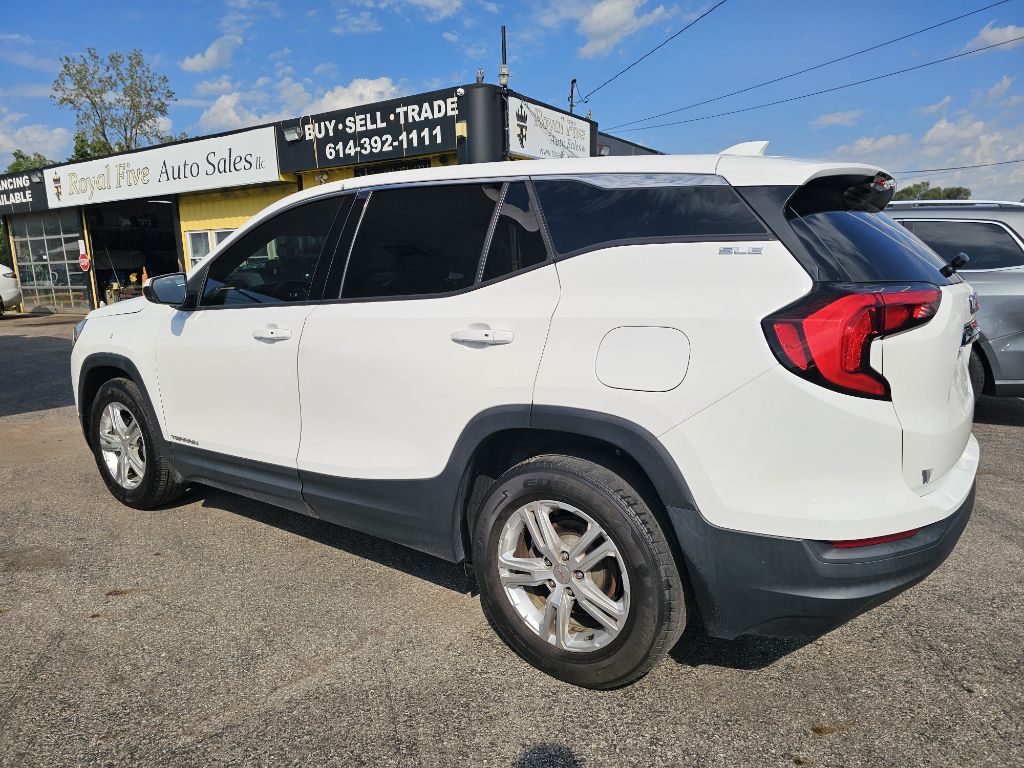 Photo 10 of this GMC TERRAIN SLE