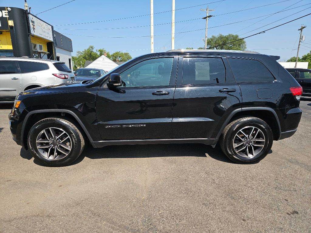 Photo 15 of this JEEP GRAND CHEROKEE
