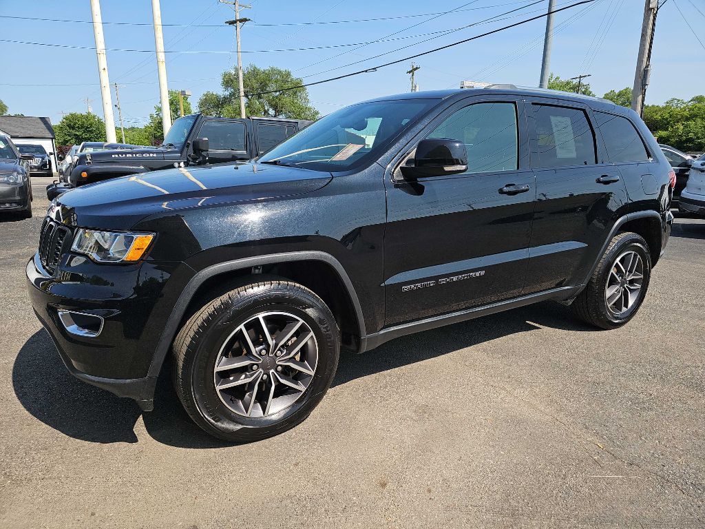 Photo 13 of this JEEP GRAND CHEROKEE