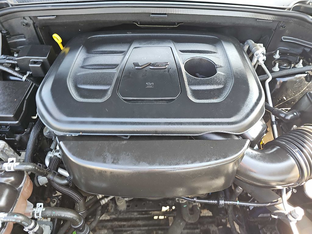 Photo 60 of this JEEP GRAND CHEROKEE