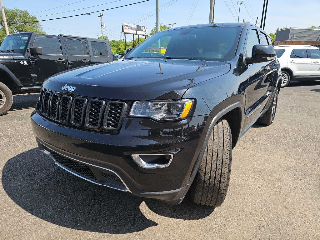 Photo 8 of this JEEP GRAND CHEROKEE