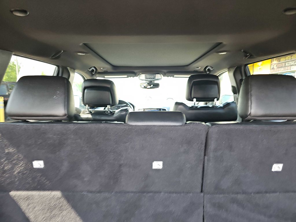 Photo 50 of this JEEP GRAND CHEROKEE