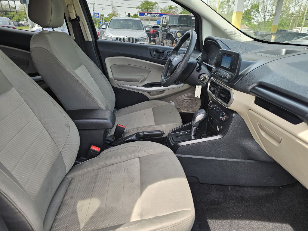 Photo 36 of this FORD ECOSPORT