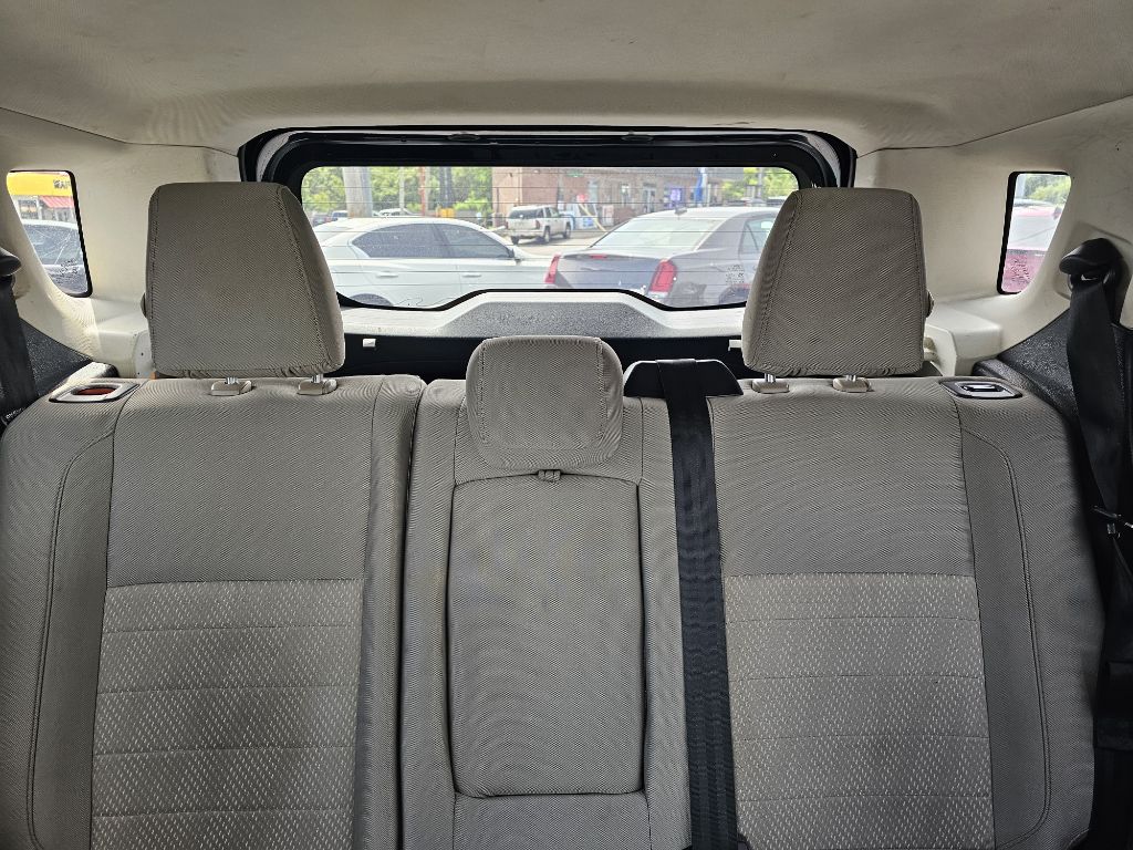 Photo 18 of this FORD ECOSPORT