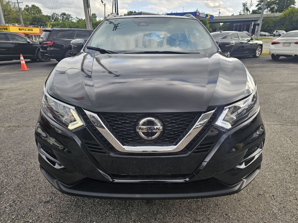 Photo 6 of this NISSAN ROGUE SPORT SV