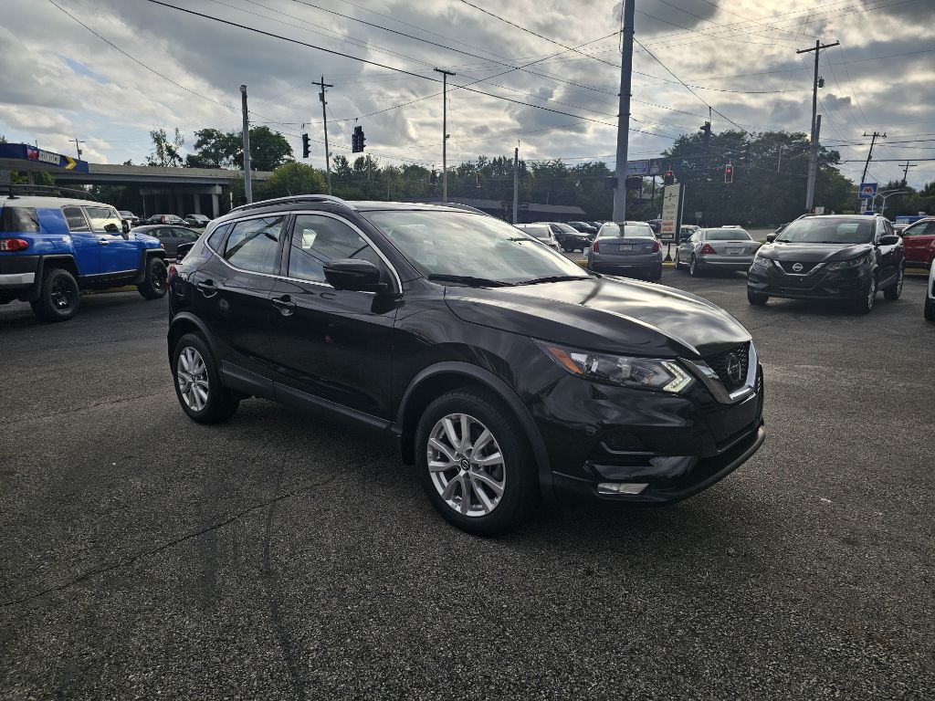 Photo 7 of this NISSAN ROGUE SPORT SV