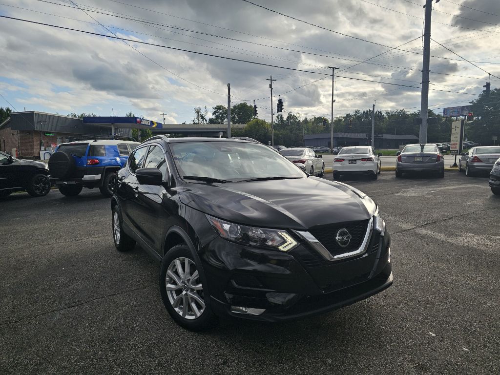 Photo 4 of this NISSAN ROGUE SPORT SV