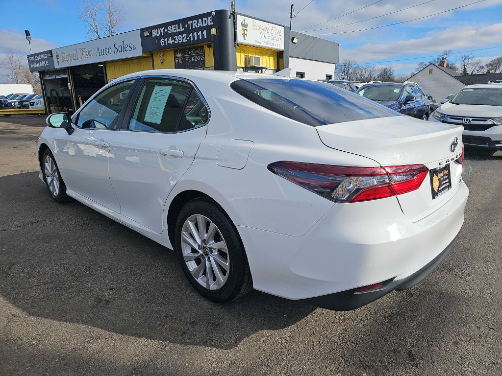 Photo 21 of this TOYOTA CAMRY LE
