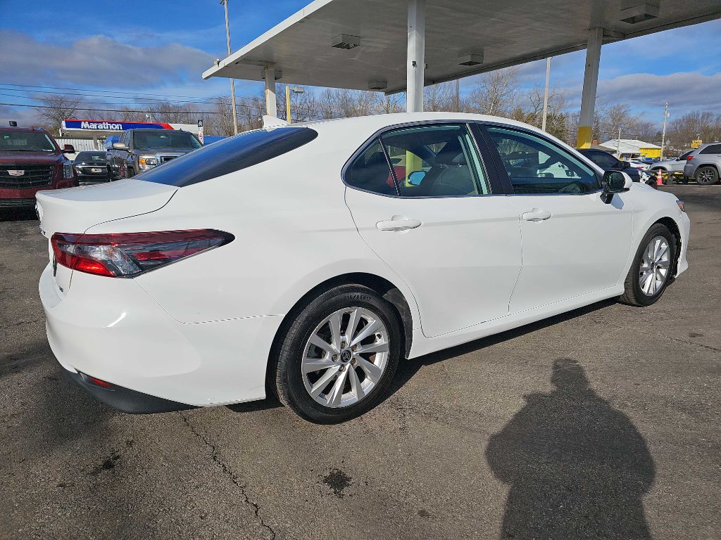 Photo 19 of this TOYOTA CAMRY LE