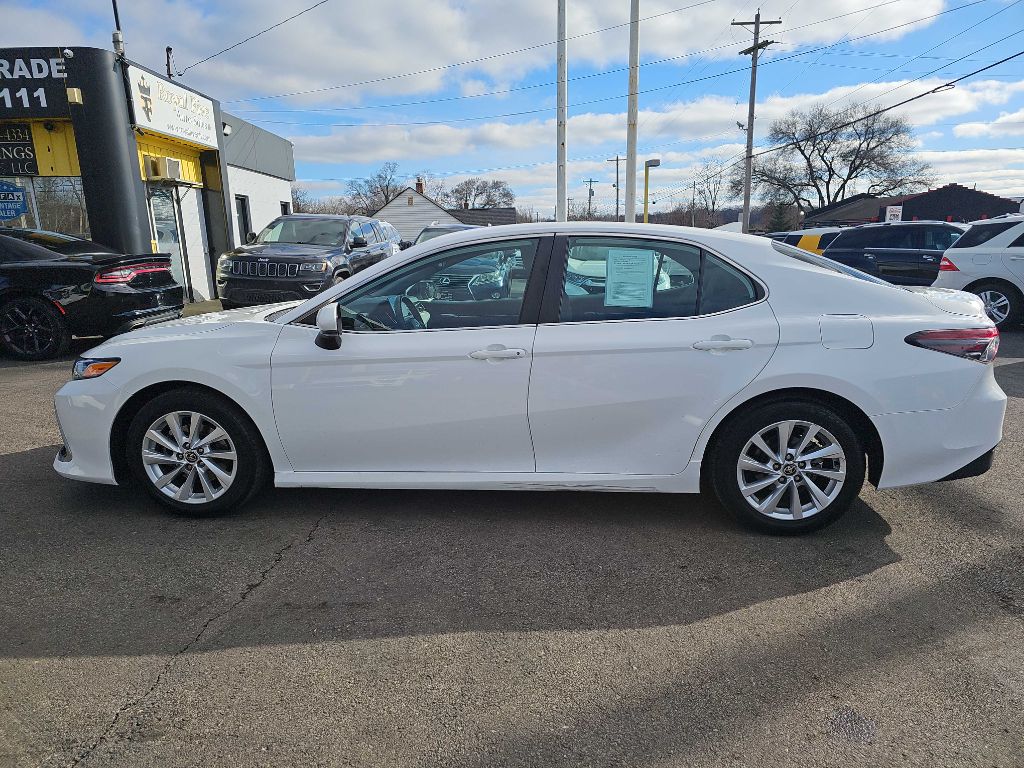 Photo 17 of this TOYOTA CAMRY LE