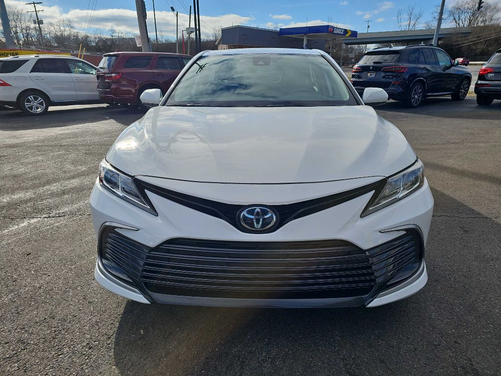 Photo 8 of this TOYOTA CAMRY LE