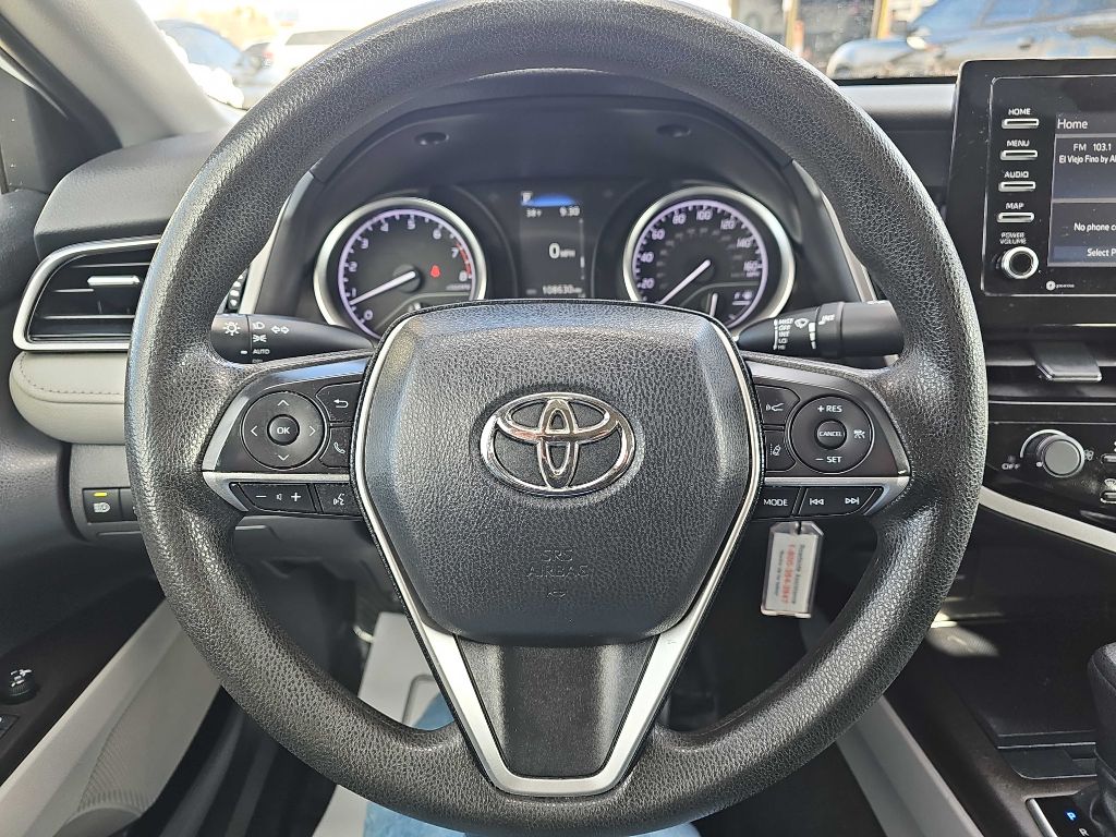 Photo 31 of this TOYOTA CAMRY LE