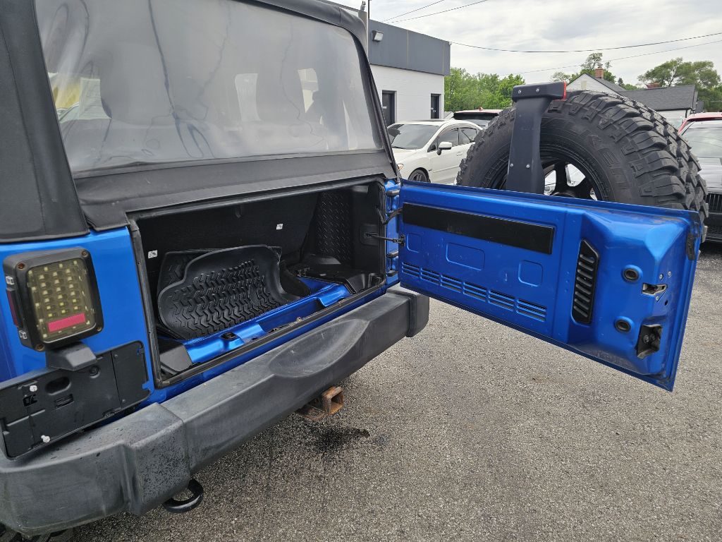 Photo 24 of this JEEP WRANGLER
