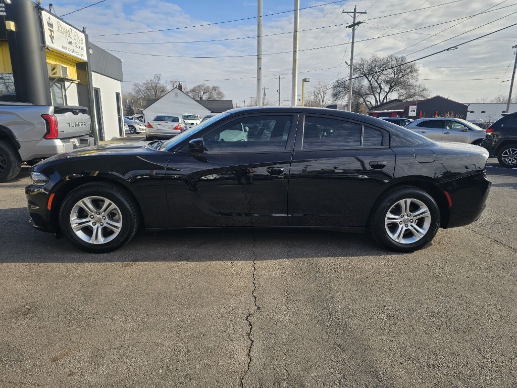 Photo 8 of this DODGE CHARGER SXT