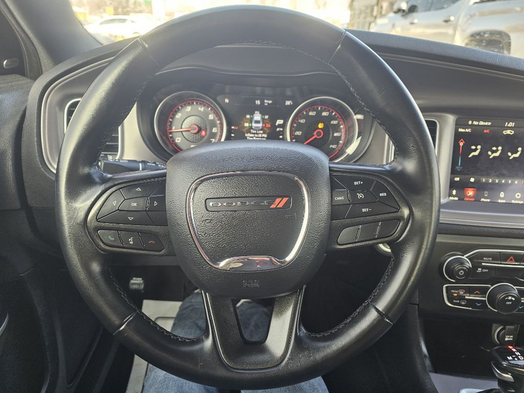 Photo 26 of this DODGE CHARGER SXT