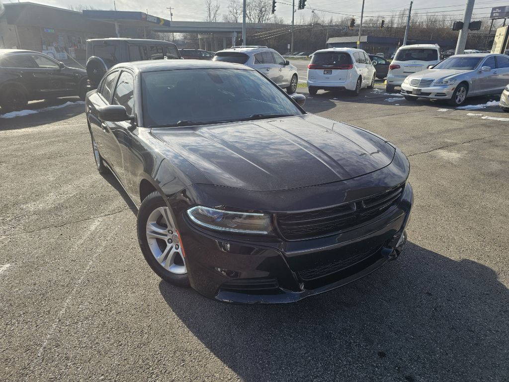 Photo 4 of this DODGE CHARGER SXT