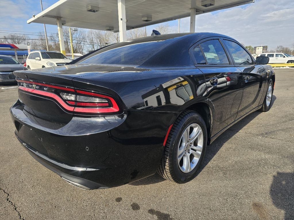 Photo 13 of this DODGE CHARGER SXT